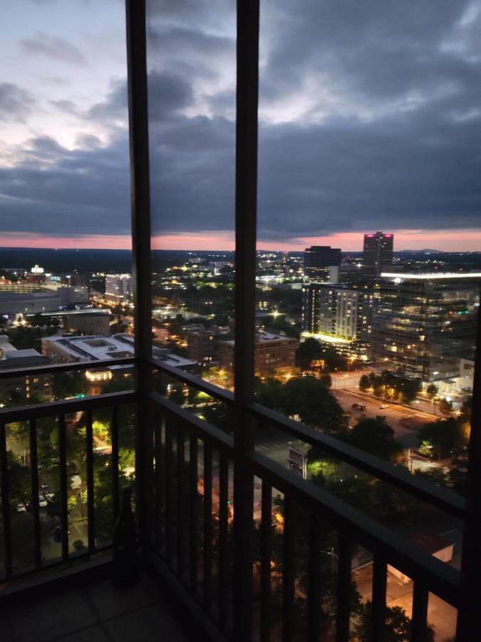 Modern Designed Dtwn Condo With A 99 Percent Walk Score アトランタ エクステリア 写真