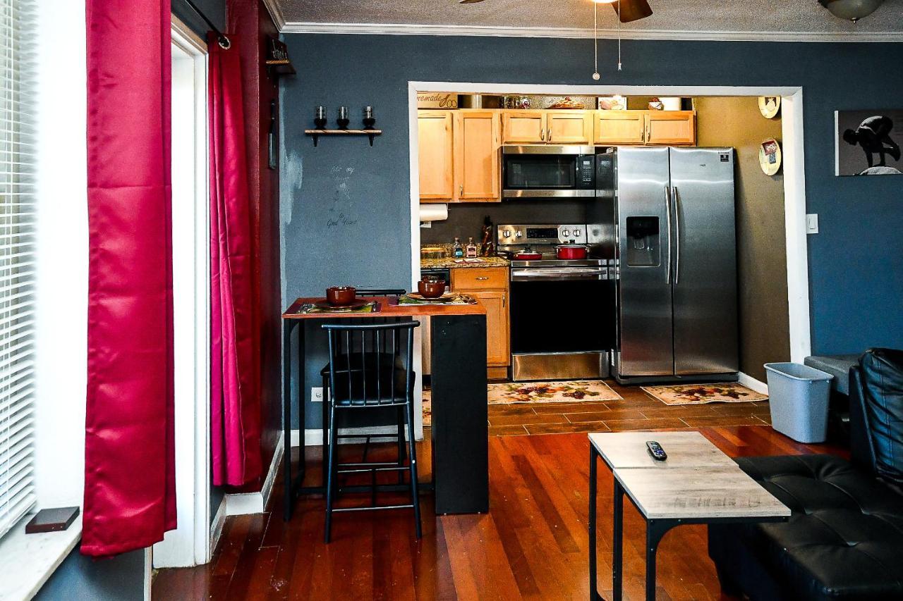 Modern Designed Dtwn Condo With A 99 Percent Walk Score アトランタ エクステリア 写真