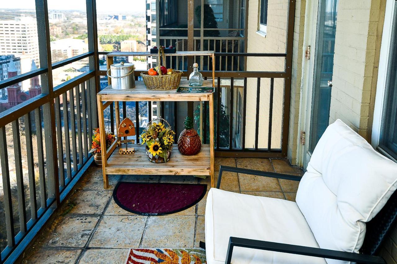 Modern Designed Dtwn Condo With A 99 Percent Walk Score アトランタ エクステリア 写真